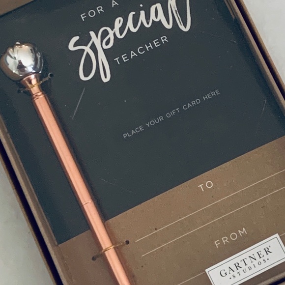 Other - Gift card hold with apple pen set for a teacher